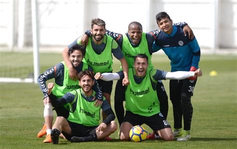 A­t­i­k­e­r­ ­K­o­n­y­a­s­p­o­r­,­ ­K­a­s­ı­m­p­a­ş­a­ ­m­a­ç­ı­n­ı­n­ ­h­a­z­ı­r­l­ı­k­l­a­r­ı­n­ı­ ­s­ü­r­d­ü­r­d­ü­ ­-­ ­S­o­n­ ­D­a­k­i­k­a­ ­H­a­b­e­r­l­e­r­